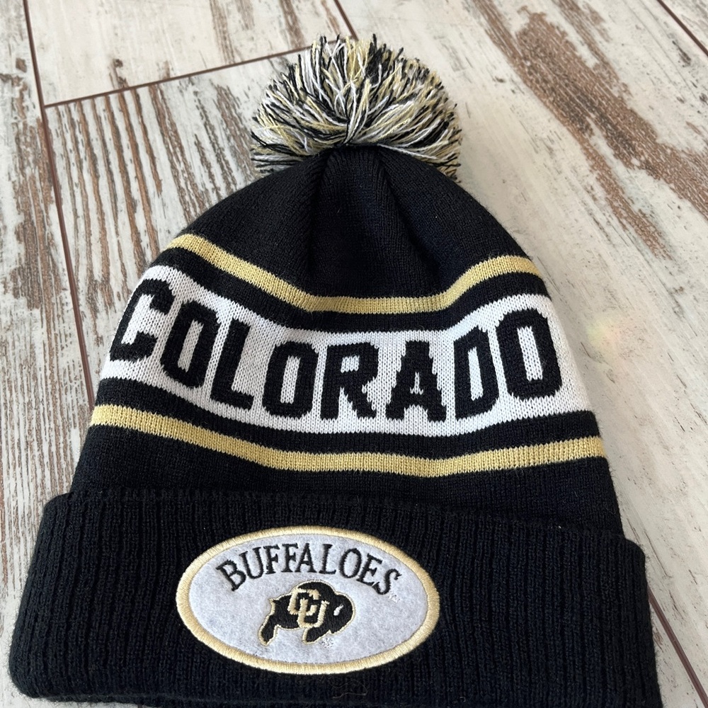 University of Colorado Buffaloes Cuffed Pom Beanie - Picture 12 of 12